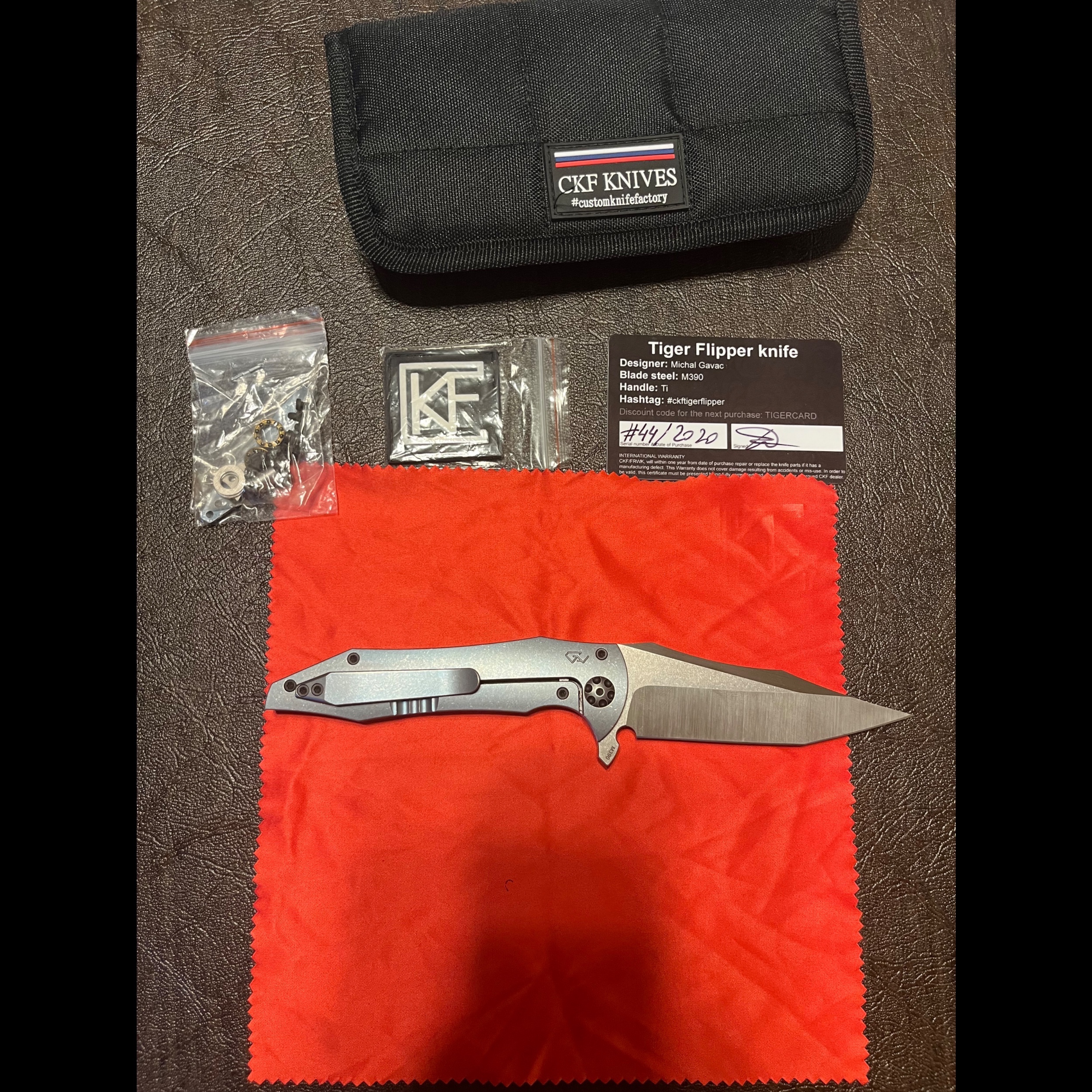 Bladebinge - Custom Knife Factory Gavko Tiger #44