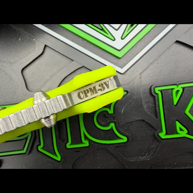 Bladebinge - Demko AD20 XXX Shark Lock CPM-3V Clip Point Dayglow G10