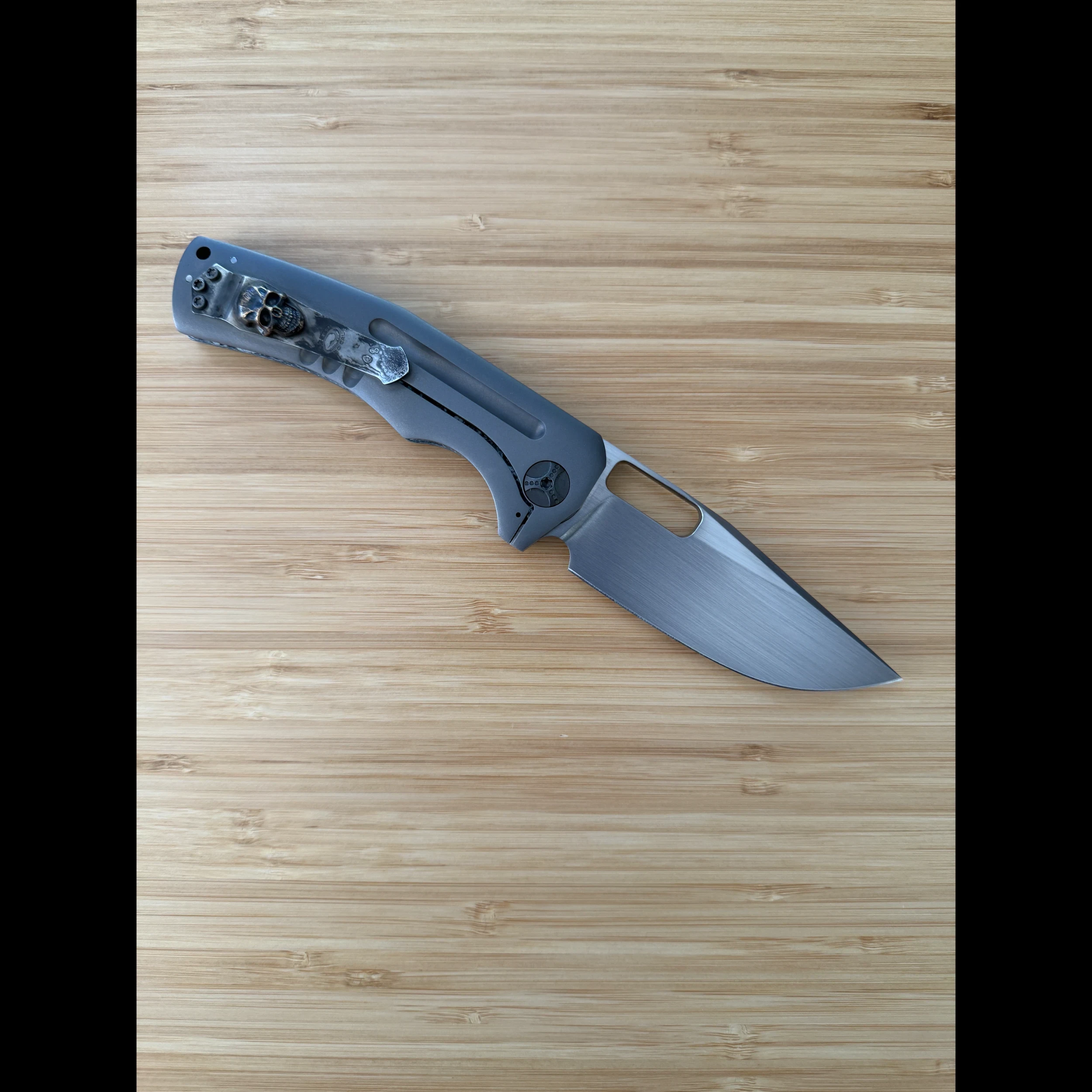 Bladebinge - Kevin Foster White CarboTI Narwhal Hitchhiker