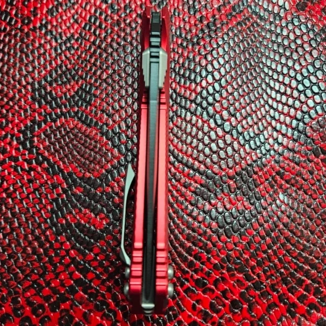 Bladebinge - Microtech Amphibian RAM-LOK S/E Fluted Merlot Aluminum ...