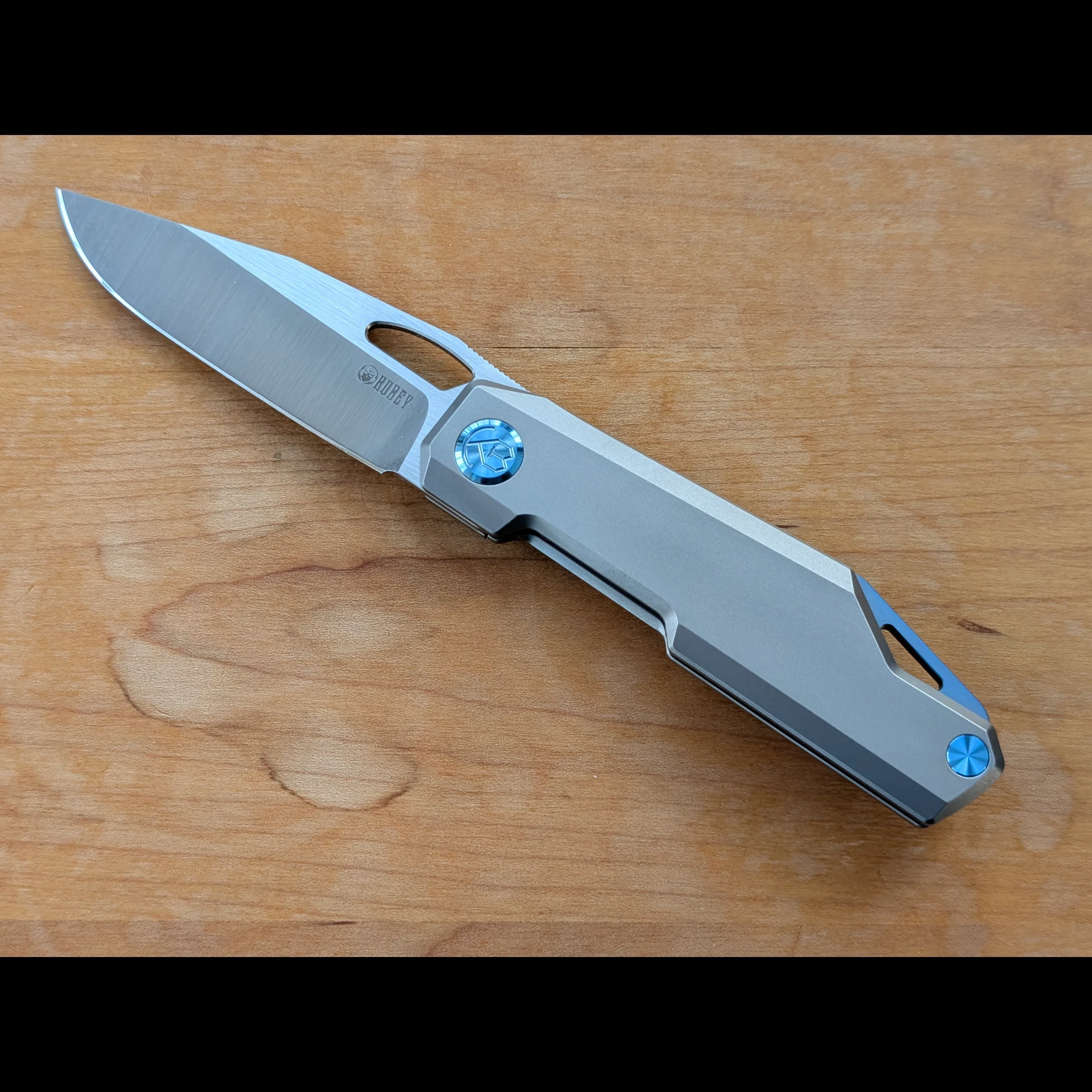 Bladebinge - Kubey Verijero KB340A