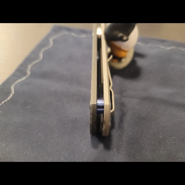 Bladebinge - CRK Small Sebenza 31 Carbon Fiber Magnacut Insingo Exclusive