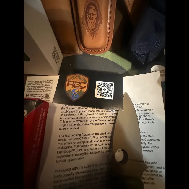 Bladebinge - Spyderco Shawman REC avacado exclusive