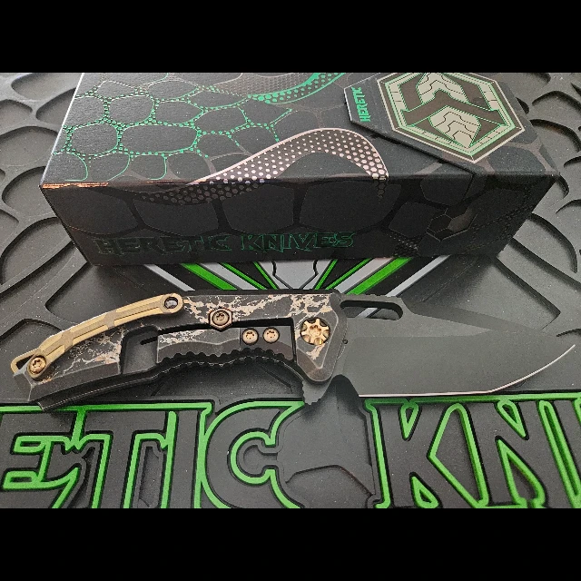 Bladebinge - Heretic MEDUSA MANUAL TANTO DLC BLACK MARBLE TITANIUM