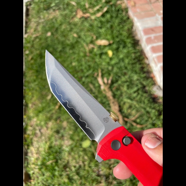 Bladebinge - North Mountain Blade Chop 2 Button Lock Knife Red G10