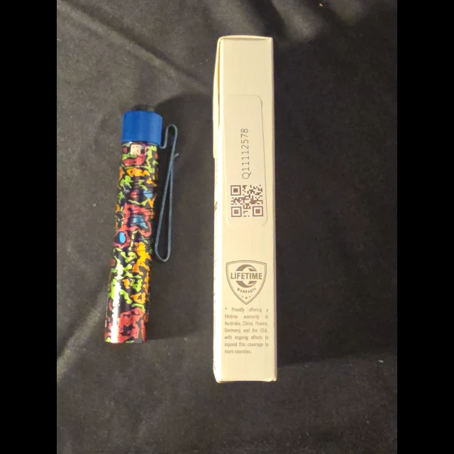 Bladebinge - Olight I3T 2 EOS - 80s Camo Carbon - Limited Edition