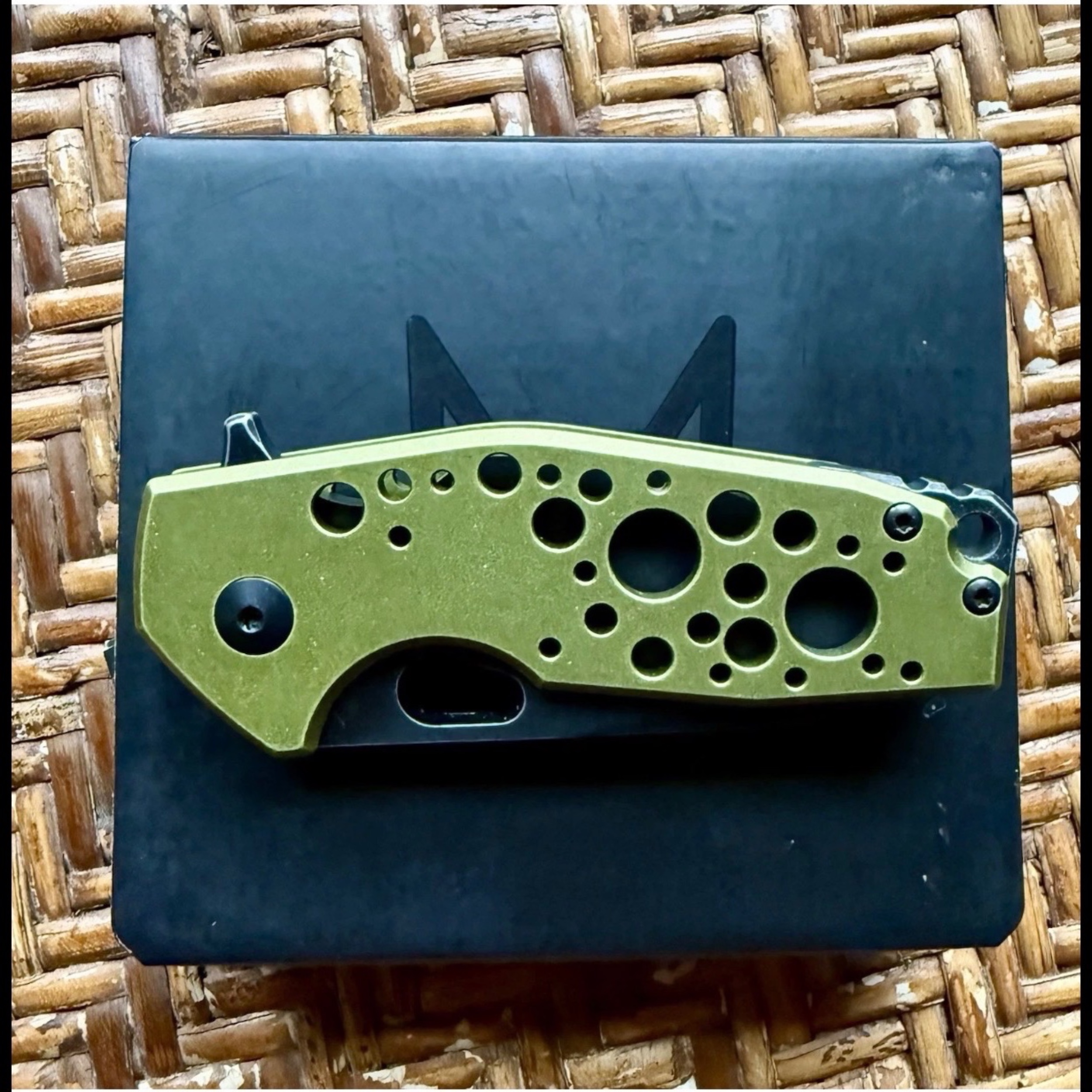 Bladebinge - New Fox Knives Suru Frame Lock FX-526 ALG N690Co