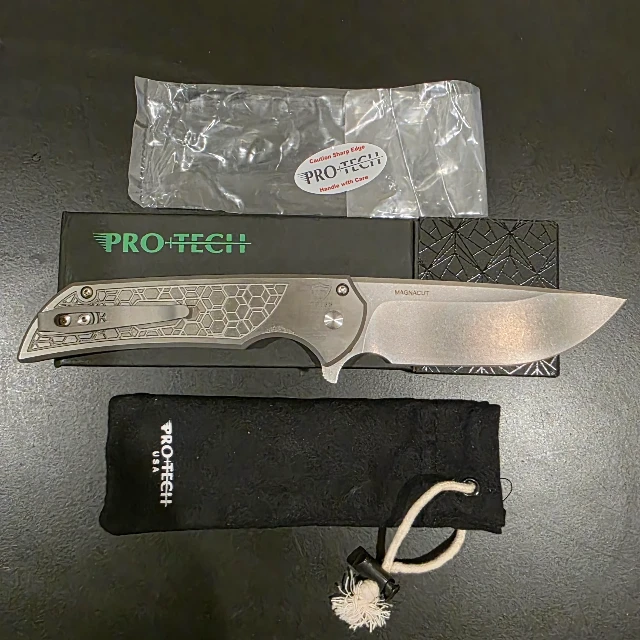 Bladebinge - Pro-Tech/Ferrum Forge Custom Mordax
