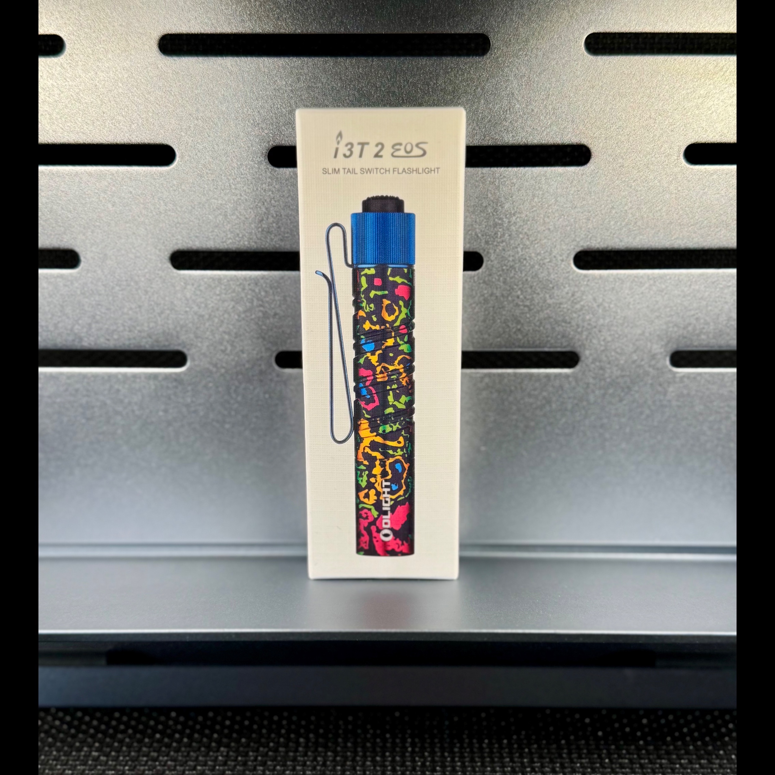 Bladebinge - 🧸BROP Exclusive 80's Camo Olight i3T 2