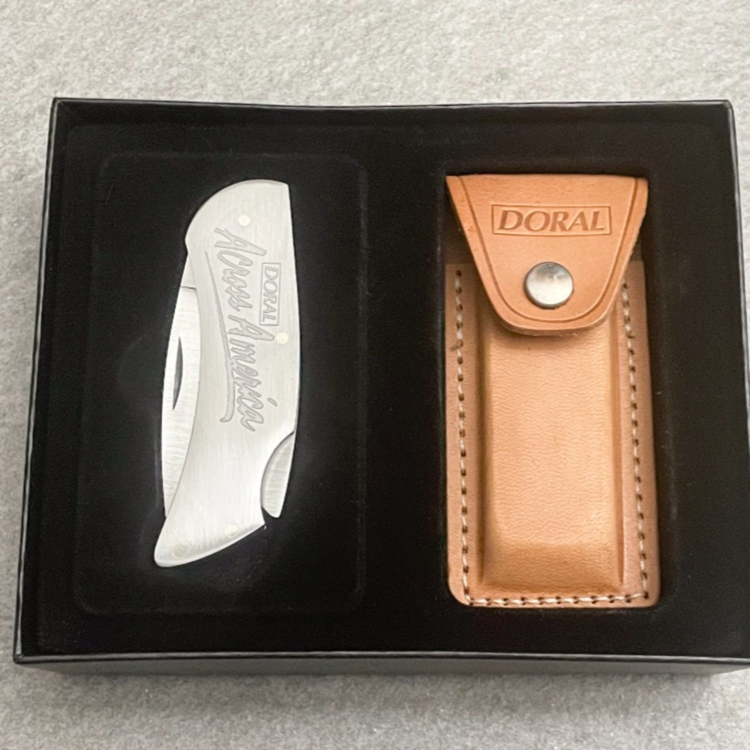 Bladebinge - Zippo Doral Across America Pocket Knife With Leather