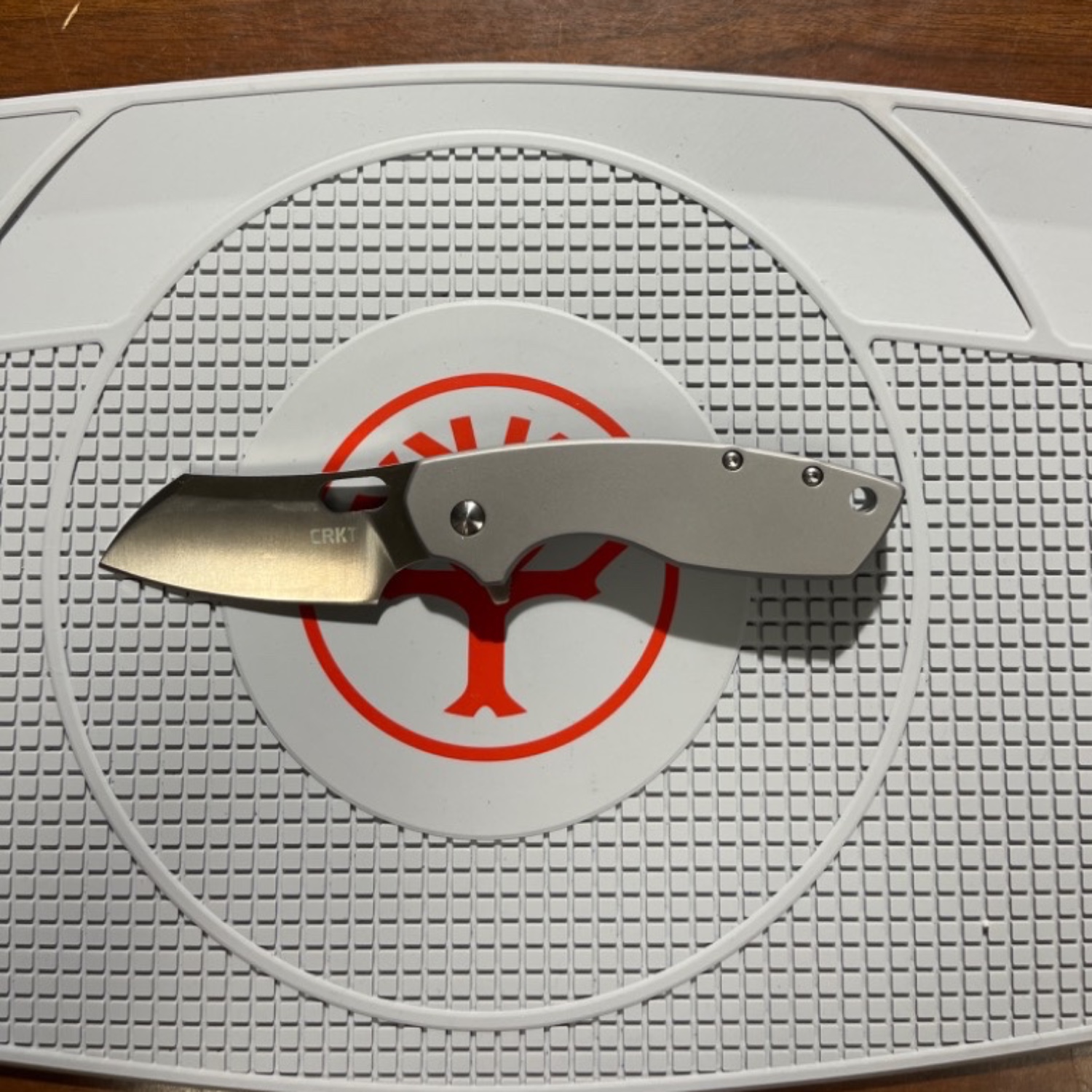 Bladebinge - CRKT Pilar drop point, CRKT Pilar mini cleaver, Bestech ...