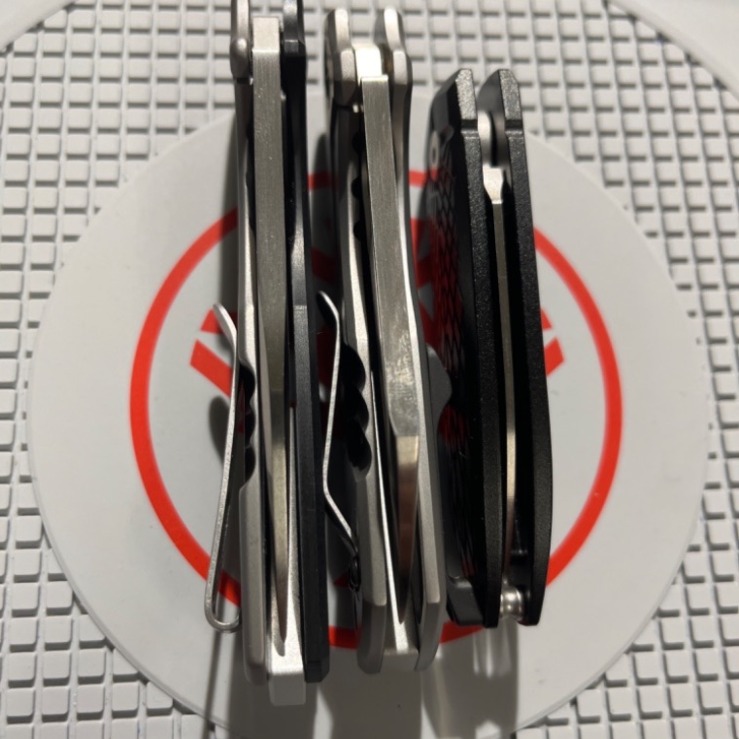 Bladebinge - CRKT Pilar drop point, CRKT Pilar mini cleaver, Bestech ...