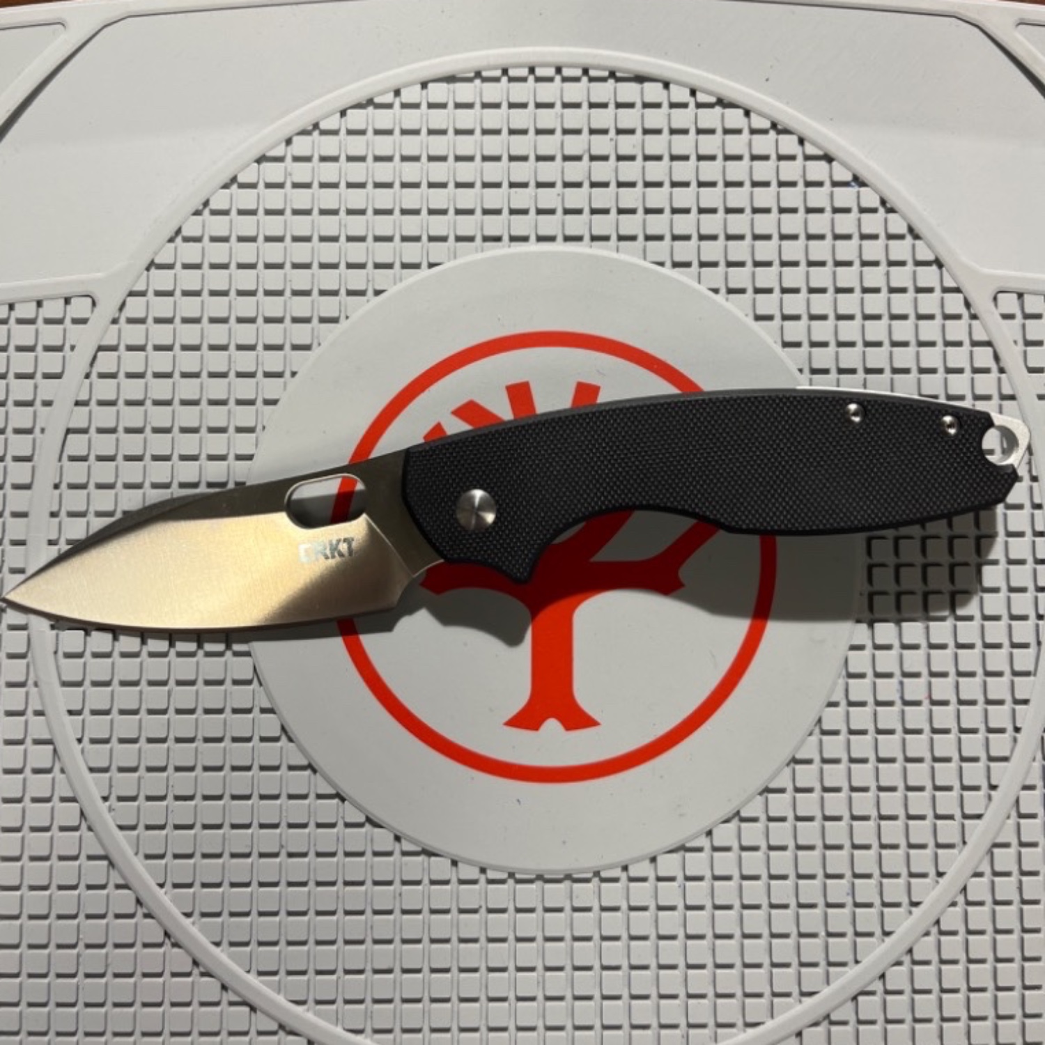 Bladebinge - CRKT Pilar drop point, CRKT Pilar mini cleaver, Bestech ...