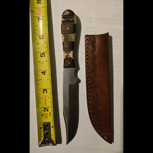 Bladebinge - Fixed-blade hunting knife with wood and bone handle and ...