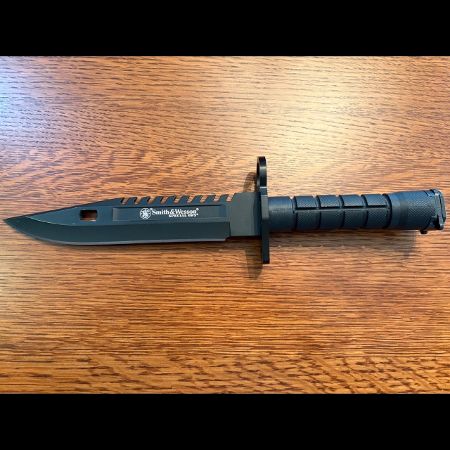 Bladebinge - SMITH & WESSON SW3B SPECIAL OPS M-9 BAYONET FIXED BLADE