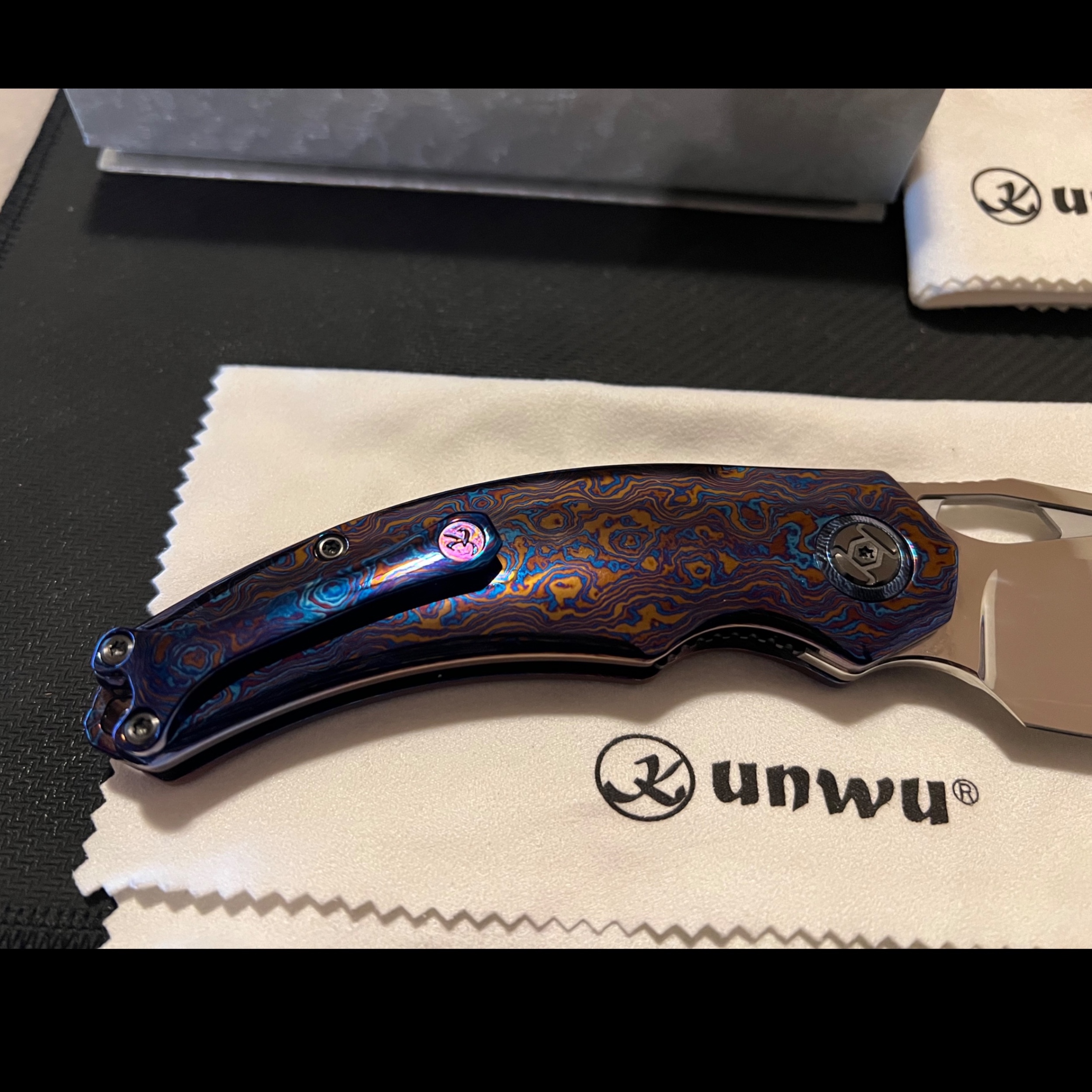 Bladebinge - kunwu giga padre mirror blade