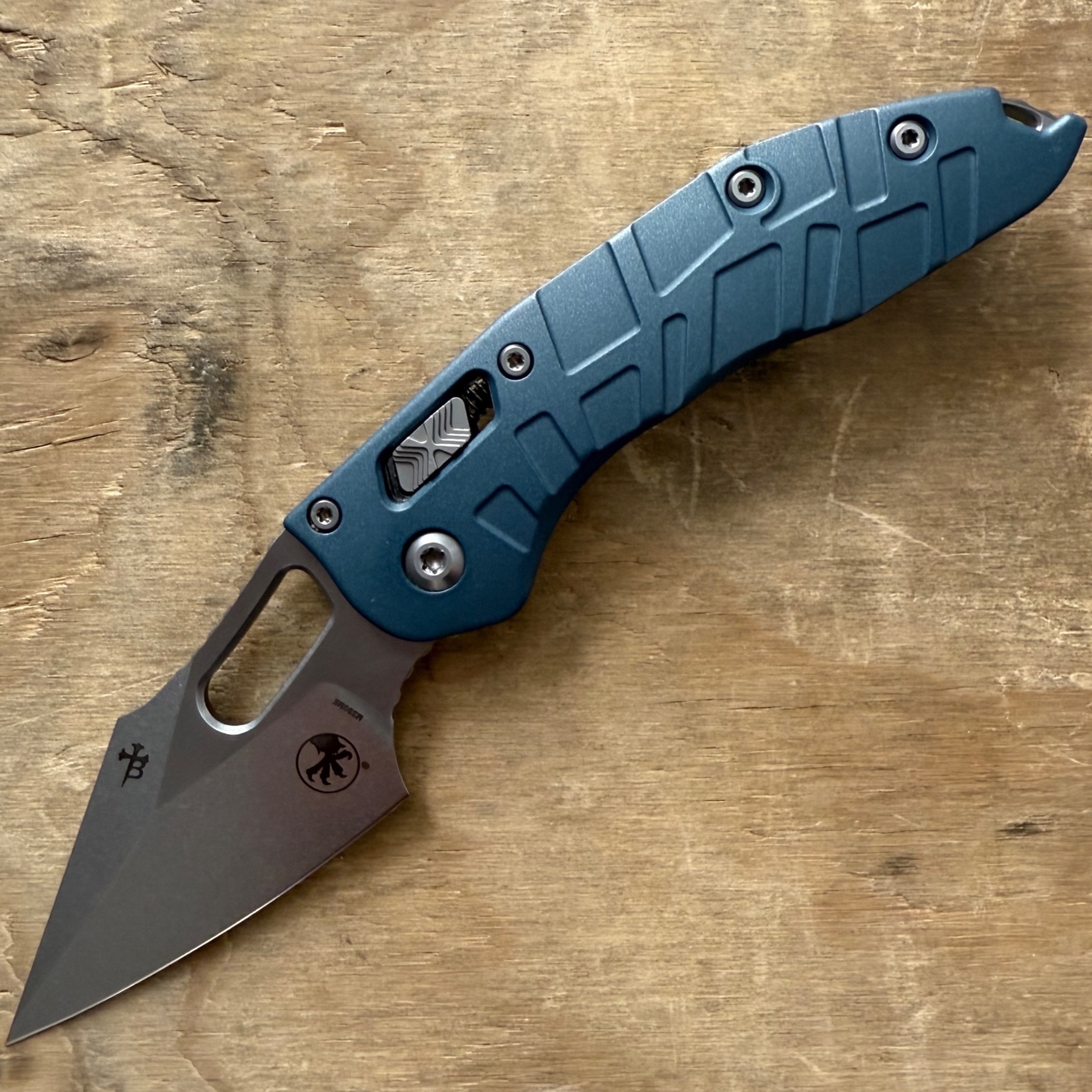 Bladebinge - Microtech Stitch W/ Titanium handles and Skiffs