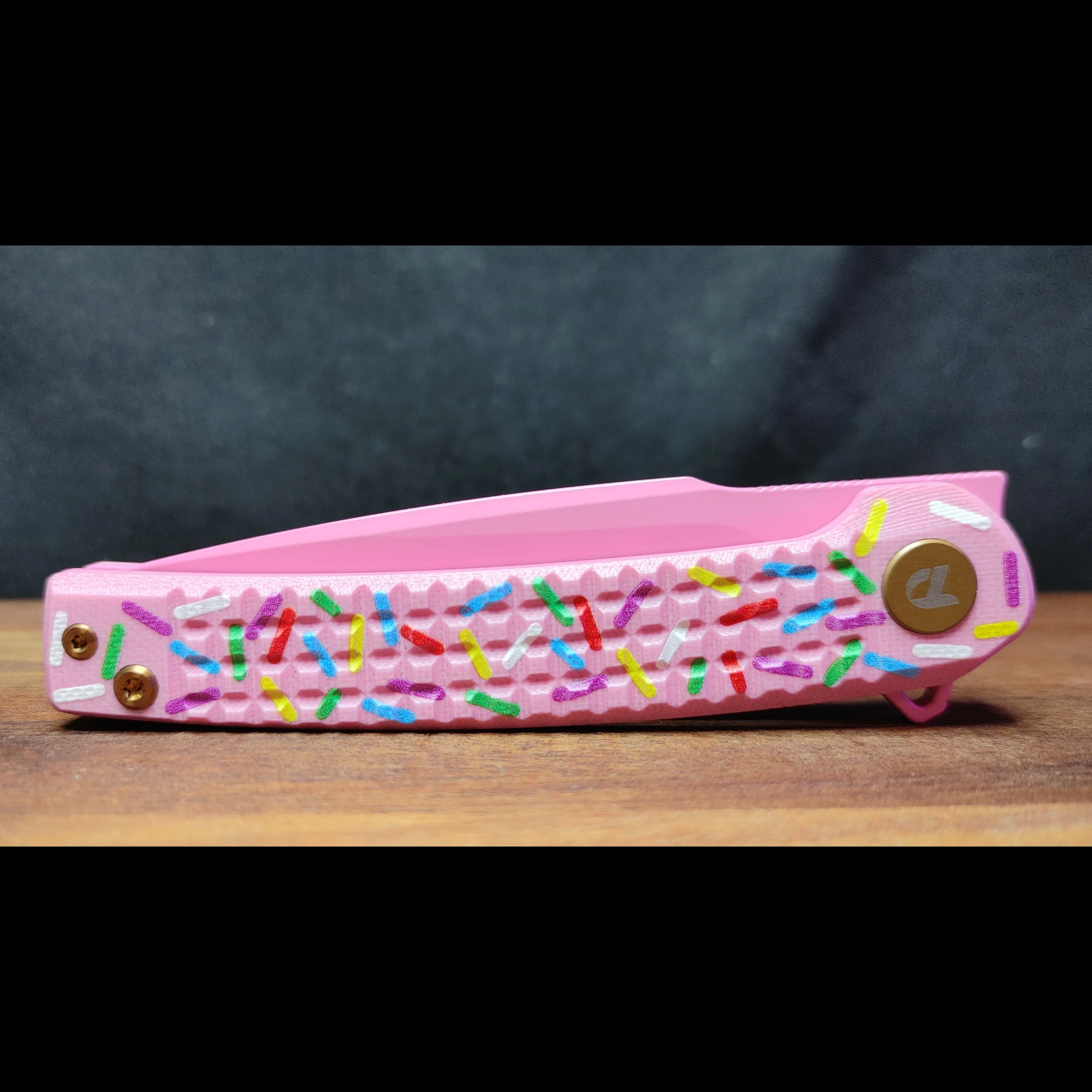 Bladebinge - DREAMTECH - Donut (Pink) Frag G10 Handle D2 Knife