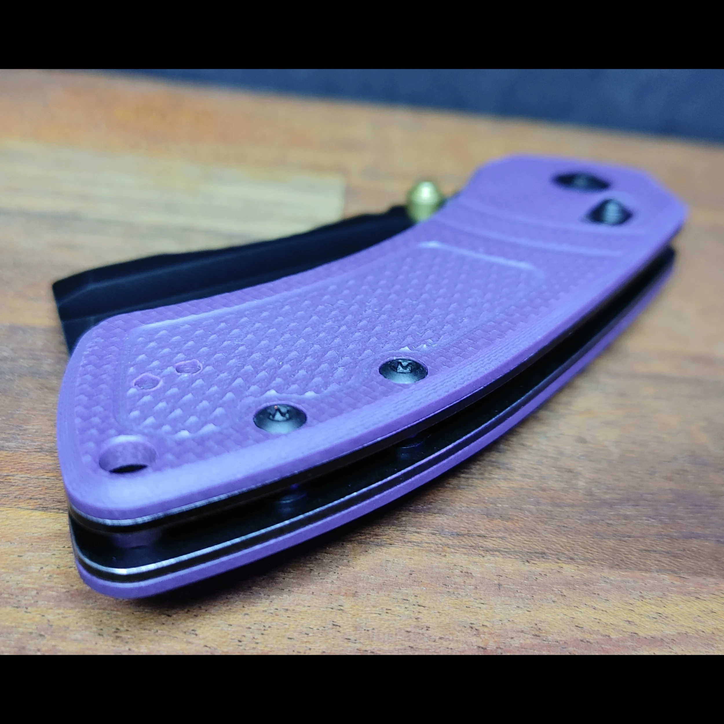 Bladebinge - KANSEPT - Korvid V - Crossbar Lock Purple G10 & D2 Blade