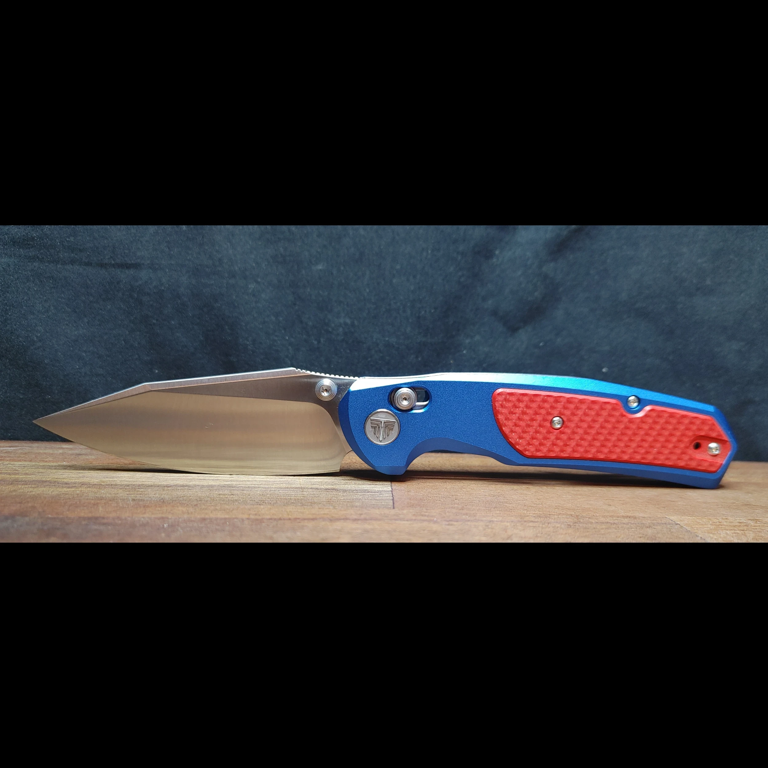 Bladebinge - Trivisa - Hornet - 14c28n Blade w/ aluminum handles & G10 ...