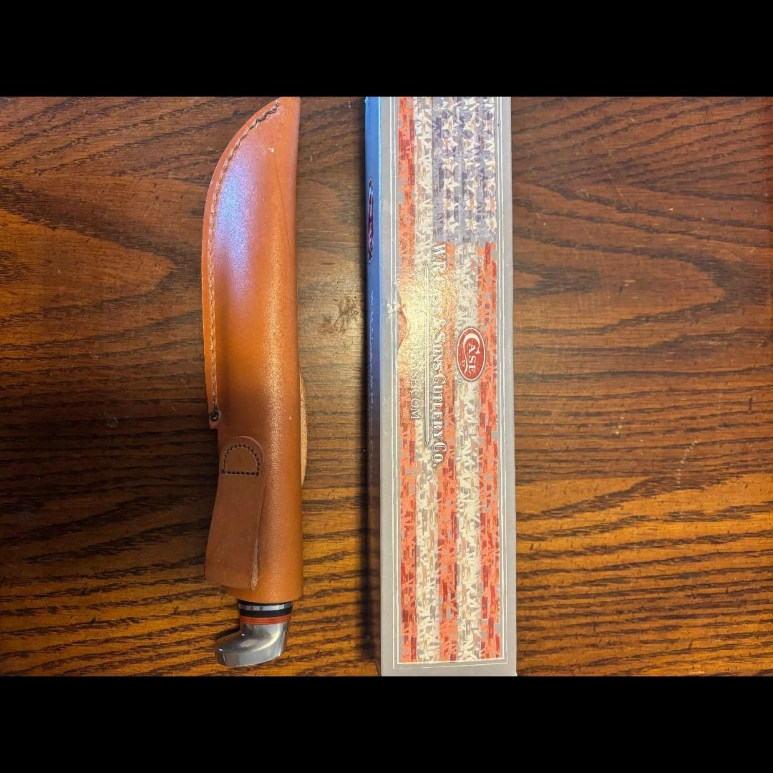 Bladebinge - Case 323-5 Hunter with sheath all original New!!!