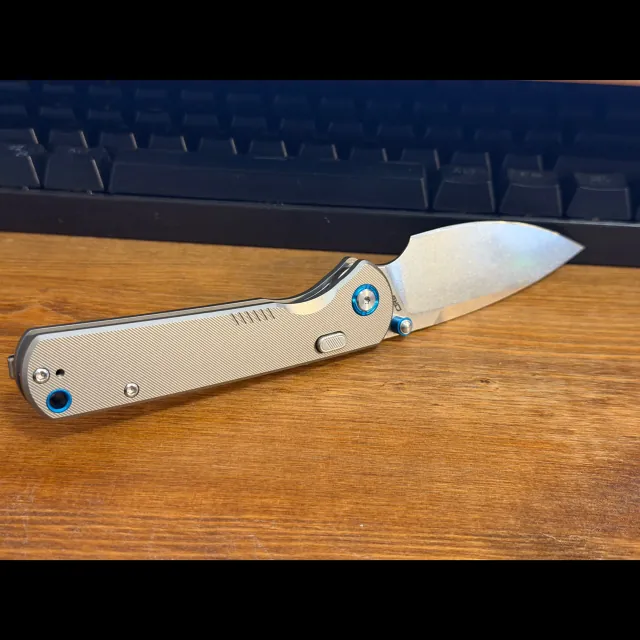 Bladebinge - CJRB Latitude Thumb Stud & Top Liner Lock Folding Knife ...