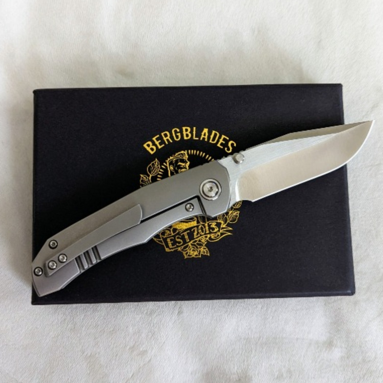 Bladebinge Berg Blades Iron Pup