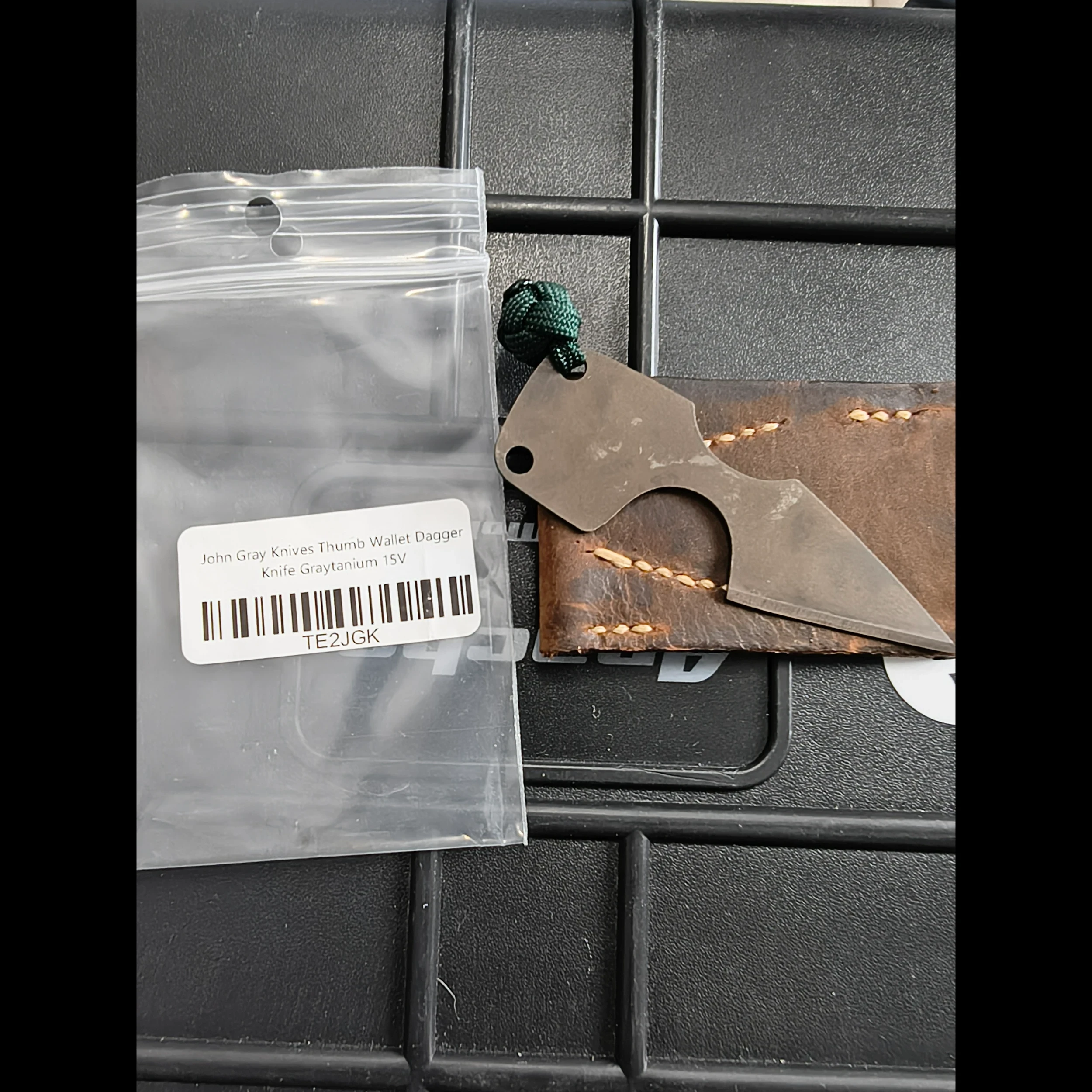 Bladebinge - John gray thumb wallet dagger