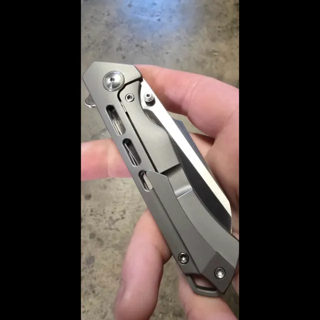 Bladebinge - Kizer 