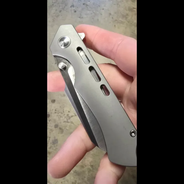 Bladebinge - Kizer 