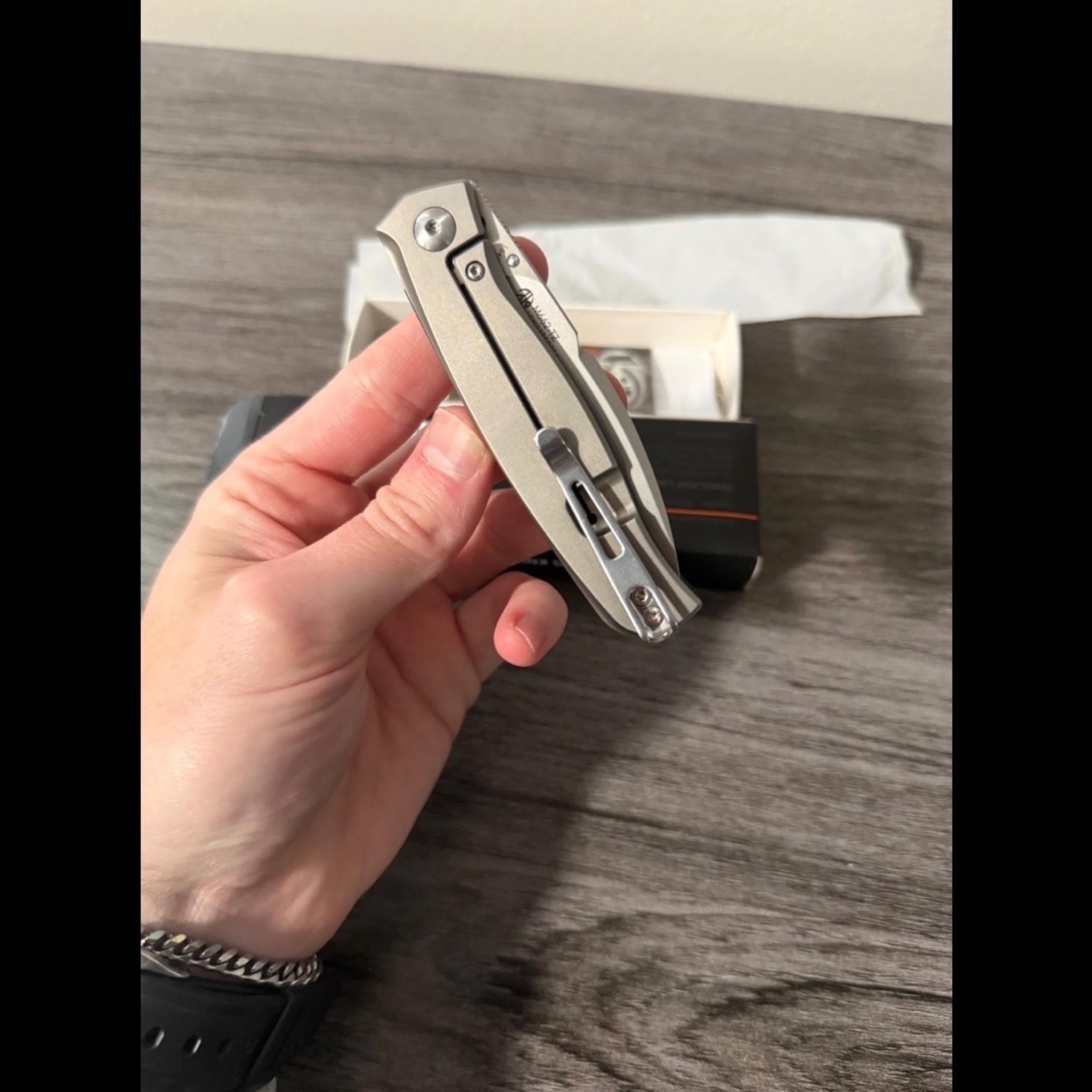 rui Ruike M121-TZ Frame Lock + Beta Plus Lock Knife Ti