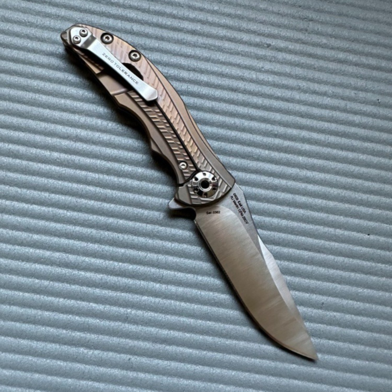 Bladebinge - Zero Tolerance RJ Martin ZT 0609 Flipper Knife Bronze