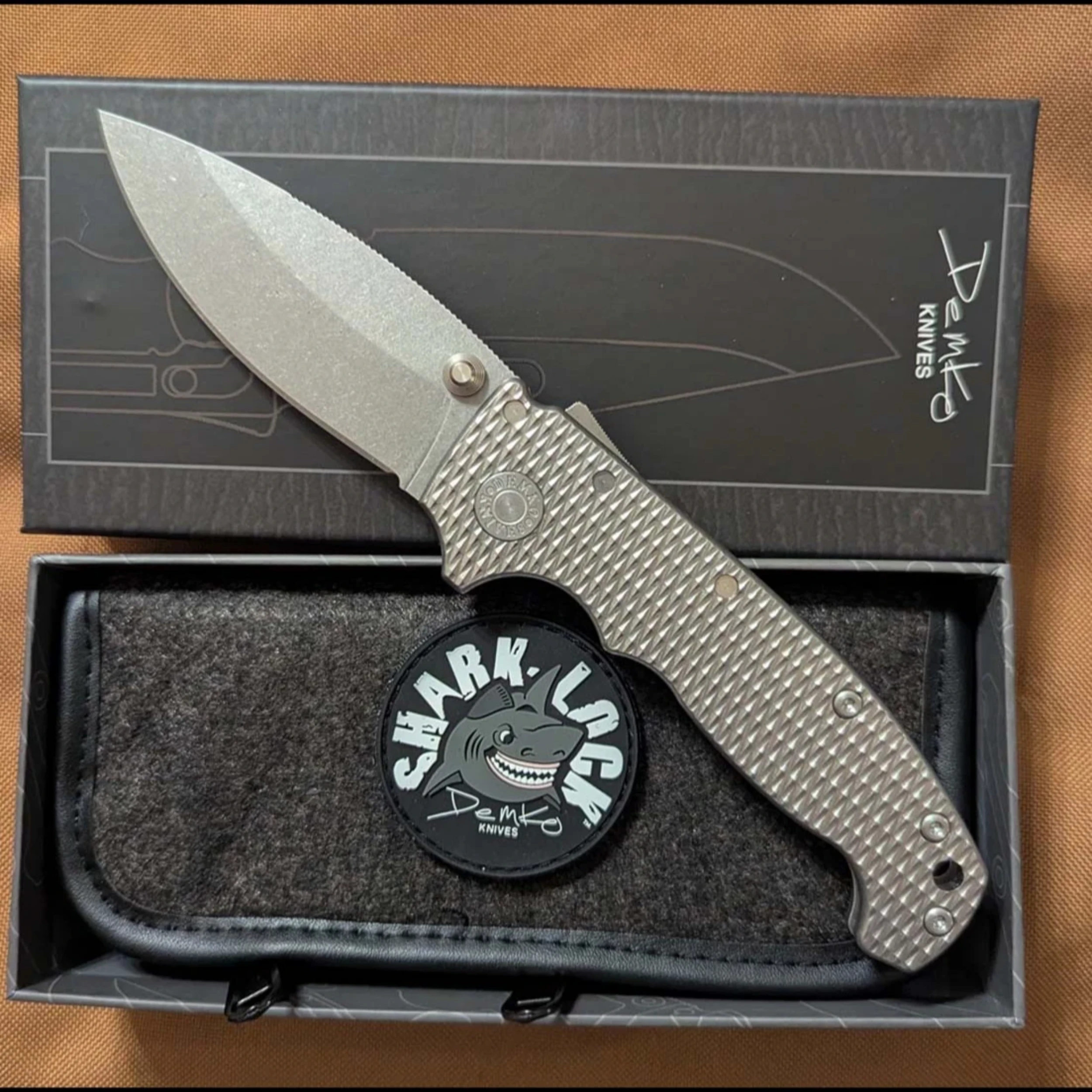 Bladebinge - BNIB Demko AD-20S Barong Textured Titanium