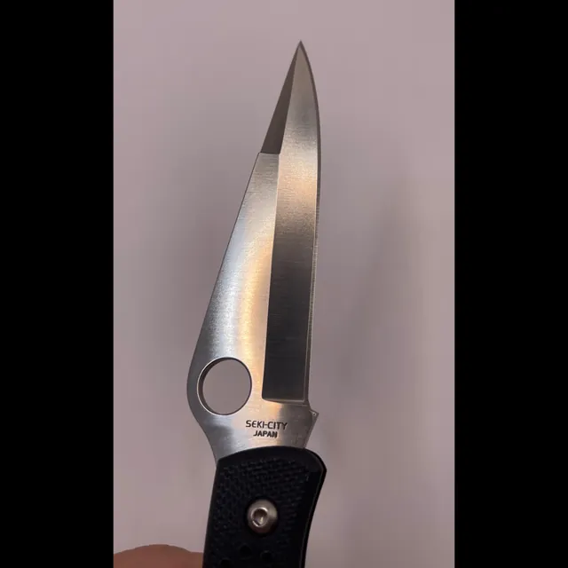 Bladebinge - #24215 1998 Spyderco Police Seki City Japan ATS-55