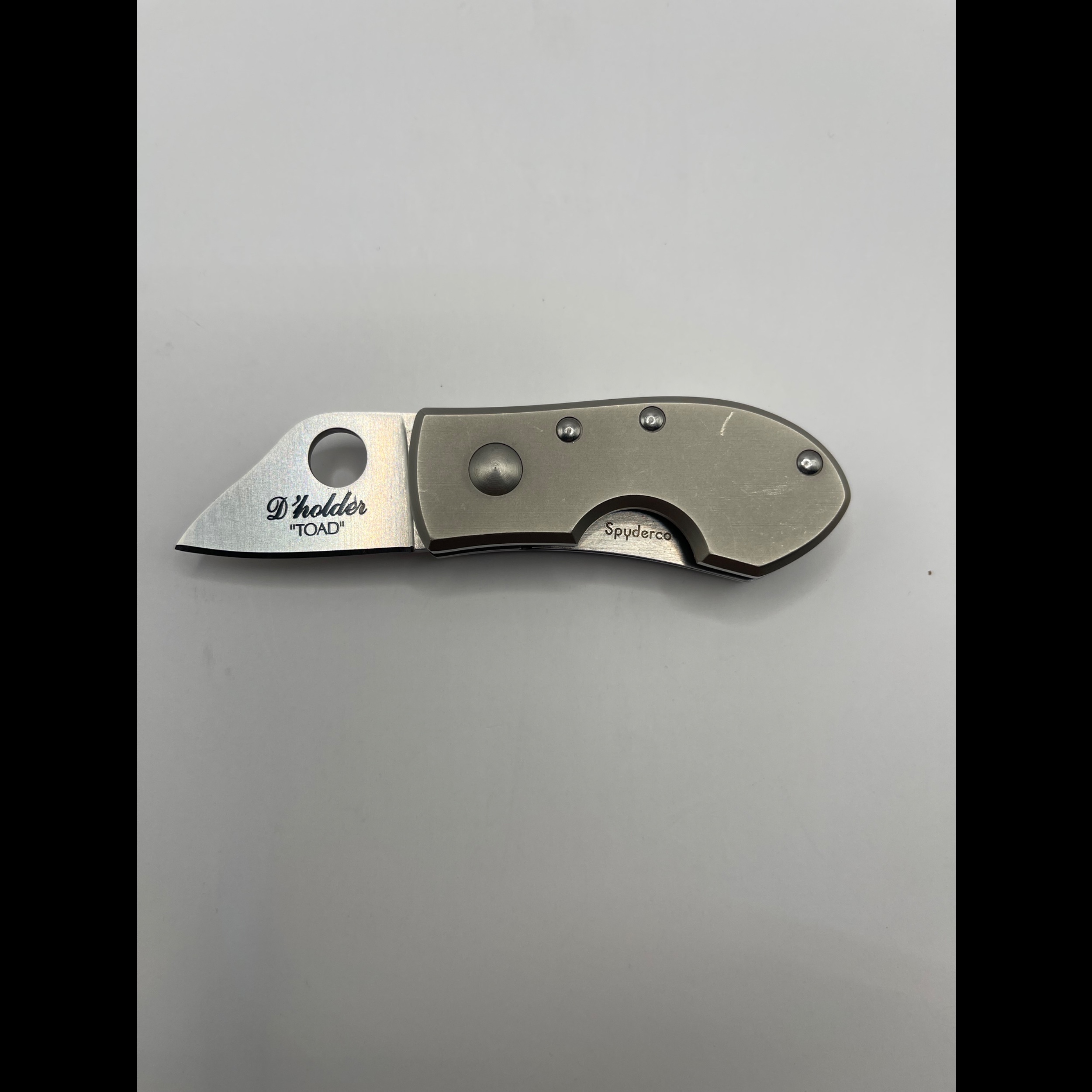 Spyderco D