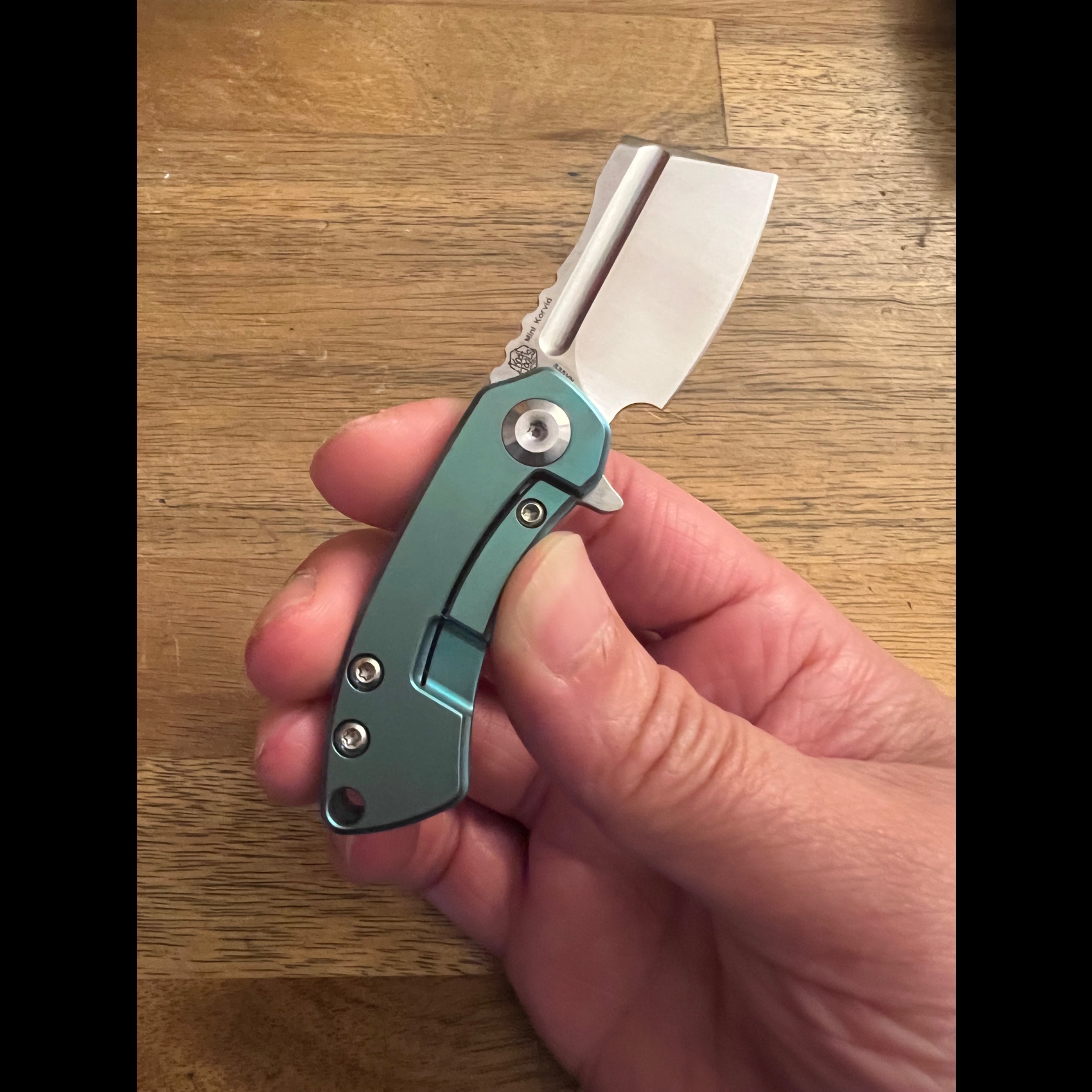 Bladebinge - 🔥 Kansept Mini Korvid – Green Titanium Frame Lock