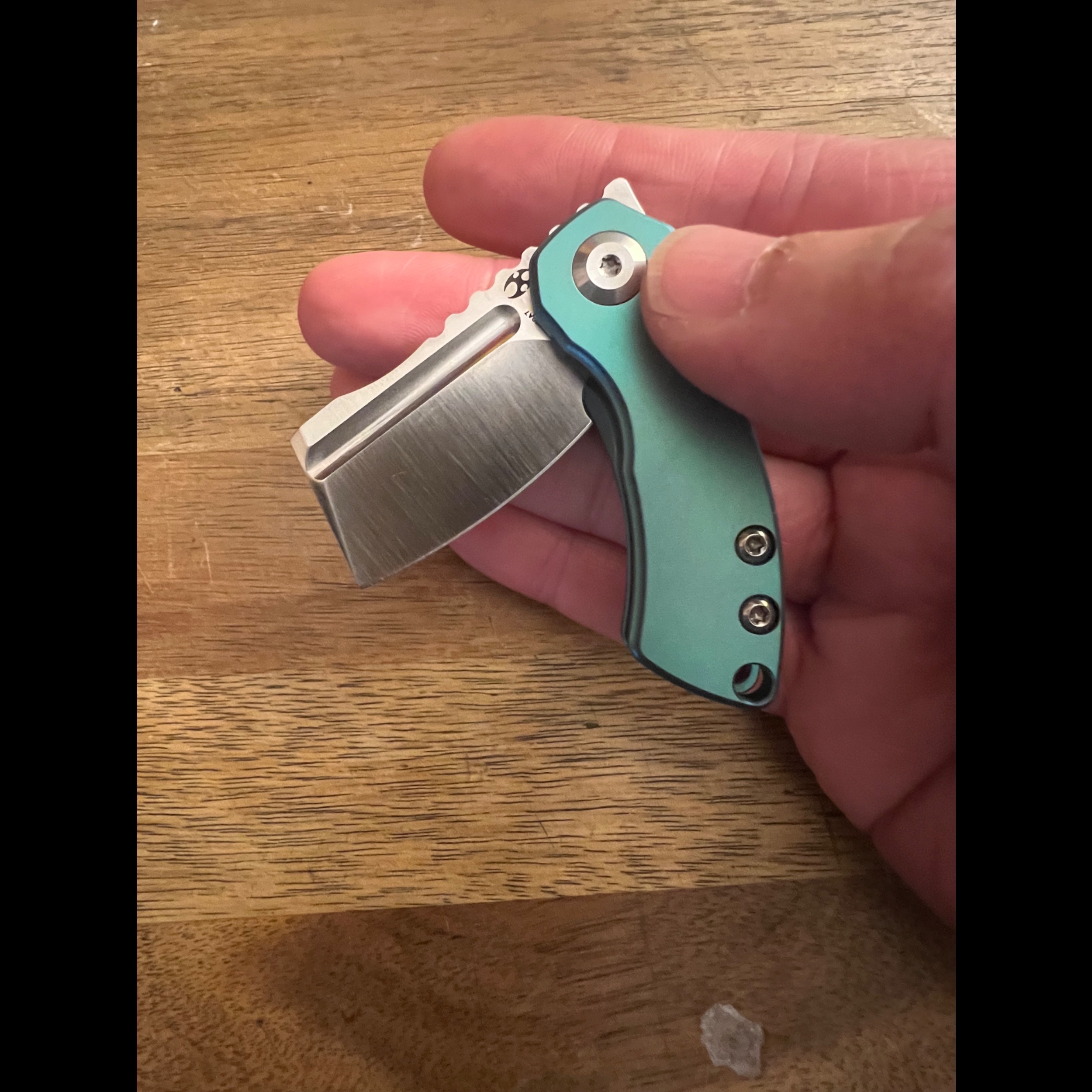 Bladebinge - 🔥 Kansept Mini Korvid – Green Titanium Frame Lock
