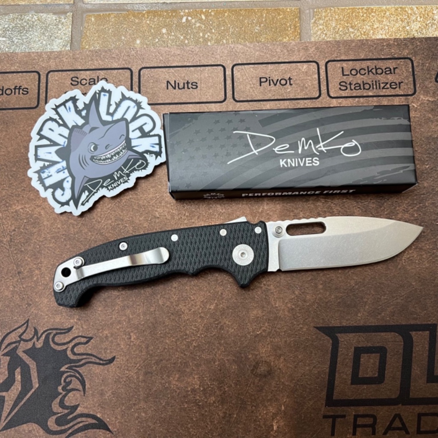 Bladebinge - Andrew Demko MG AD20i Shark Lock Folding Knife