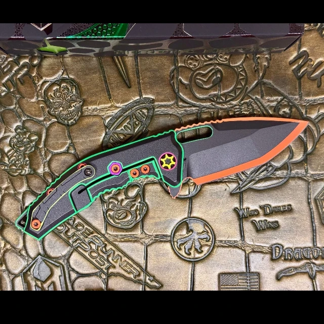 Bladebinge - Heretic Medusa V3 Manual - 80s Neon Cel Shade - DLC