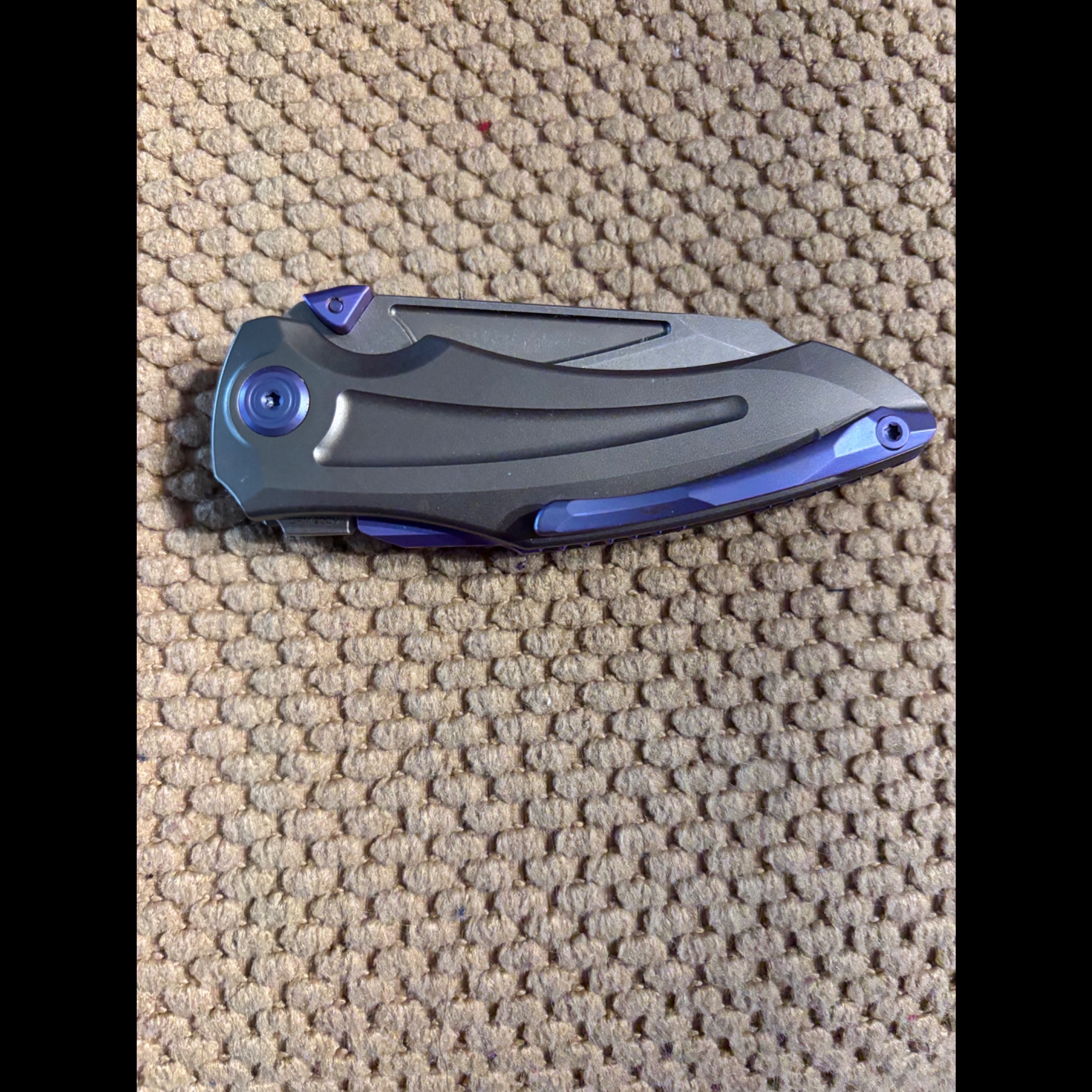 Bladebinge - Kubey Sumo Folding Knife Gray Titanium Handle 20CV