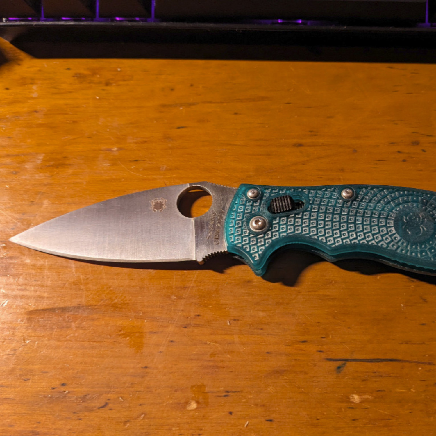 Bladebinge - Spyderco Manix 2 LW Knife Joker Limited