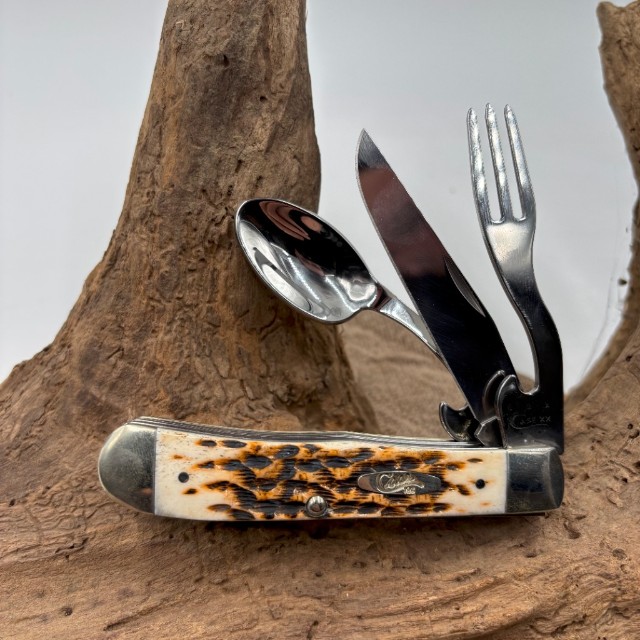 Bladebinge - 2015 USA CASE XX 6354 PEACH SEED JIG AMBER BONE HOBO