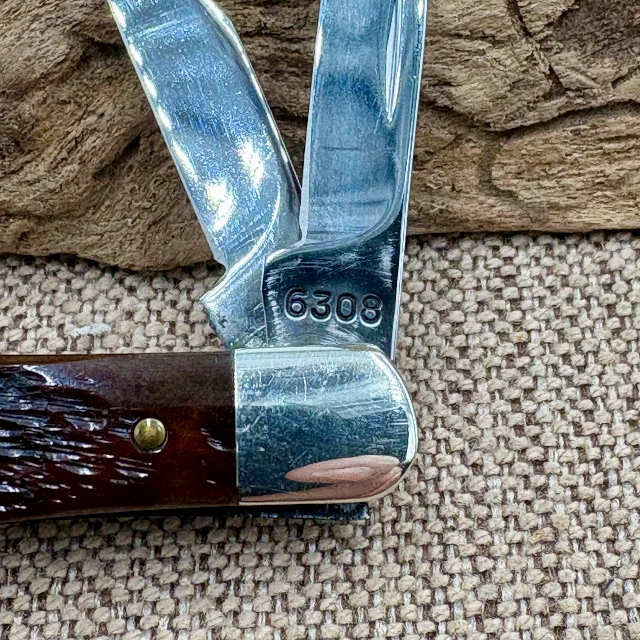 Bladebinge - CASE XX 6308 JIGGED BONE SPLIT BACK 3 BLADE WHITTLER