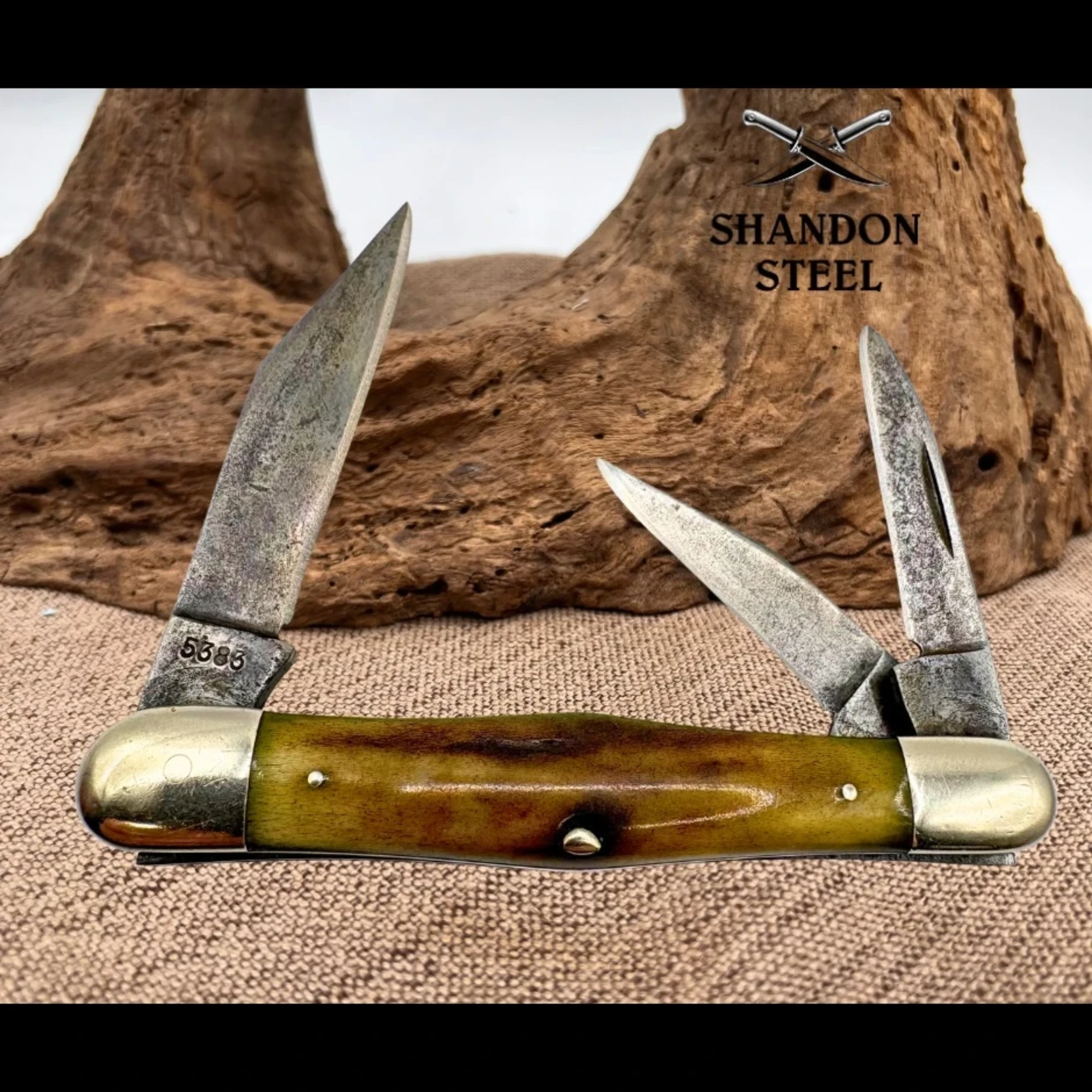 Bladebinge - CASE XX USA 1965-1969 Stag 3 Blade Split Back