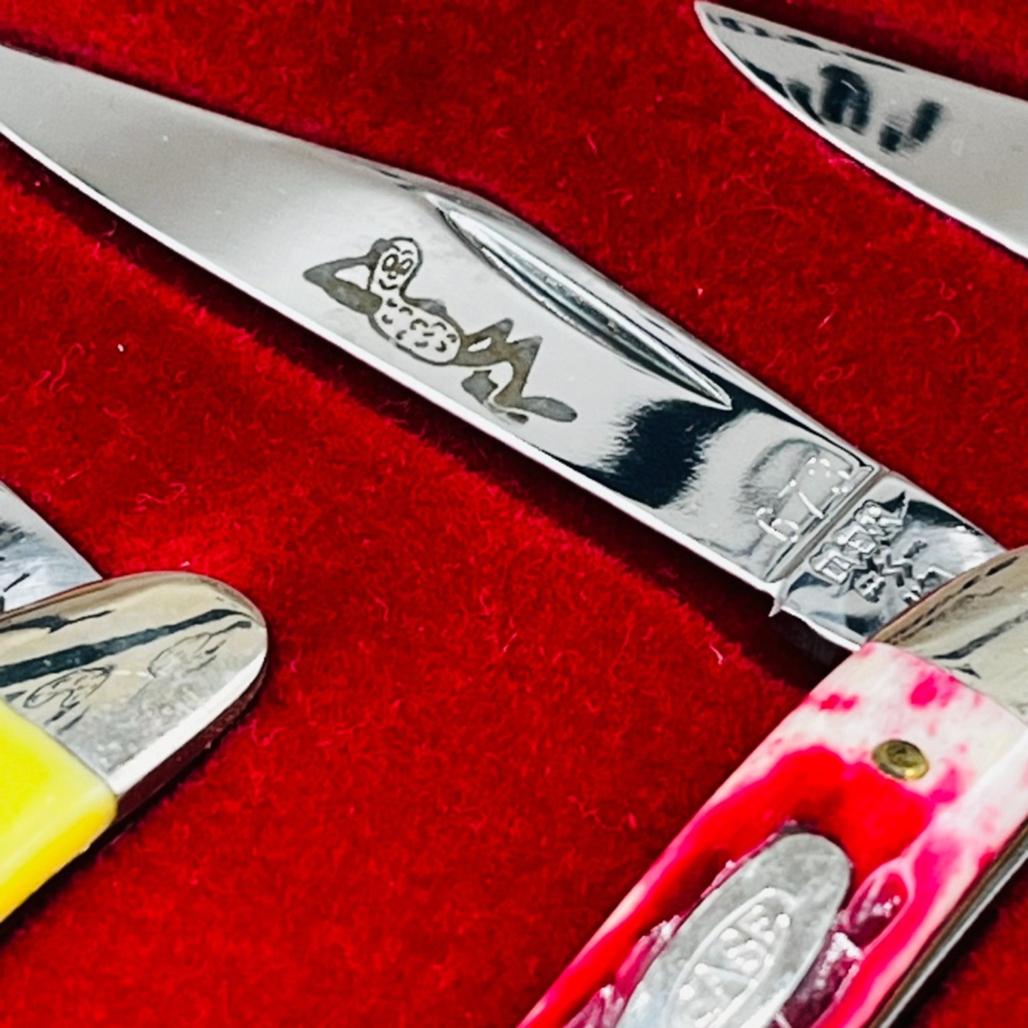 Bladebinge - Case XX Limited Edition 1984 “It's Only Peanuts” #673