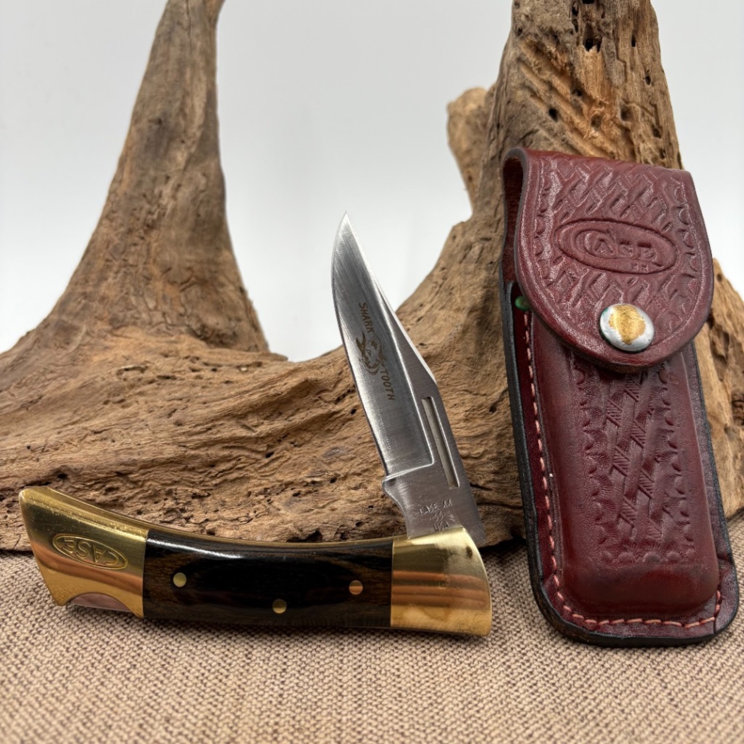 Bladebinge - 1987 3 Dot Case XX P197 LSSP Shark Tooth Single Blade 