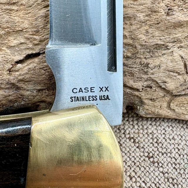 Bladebinge - 1978 Case XX Shark Tooth P197-L-SSP Sportsmen's Lock