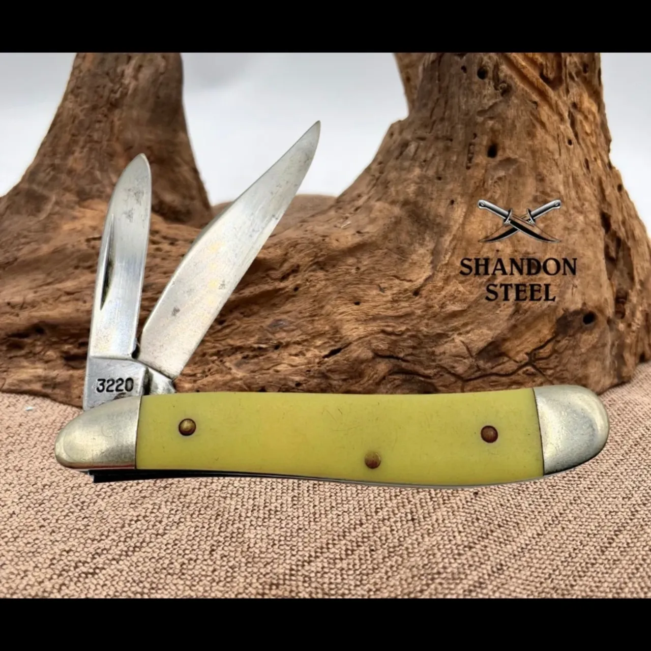 Bladebinge - CASE XX KNIVES 1993 YELLOW SYNTHETIC PEANUT SS 3220