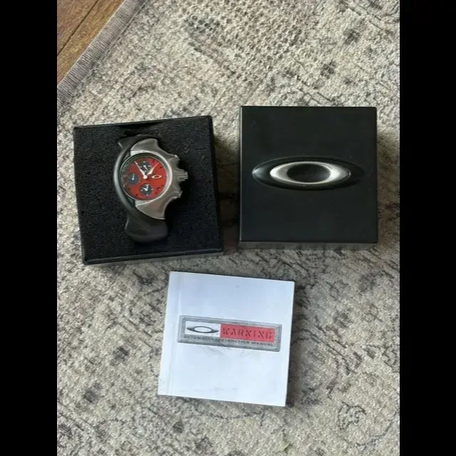 Bladebinge - Vintage Oakley Detonator Watch ⌚✨