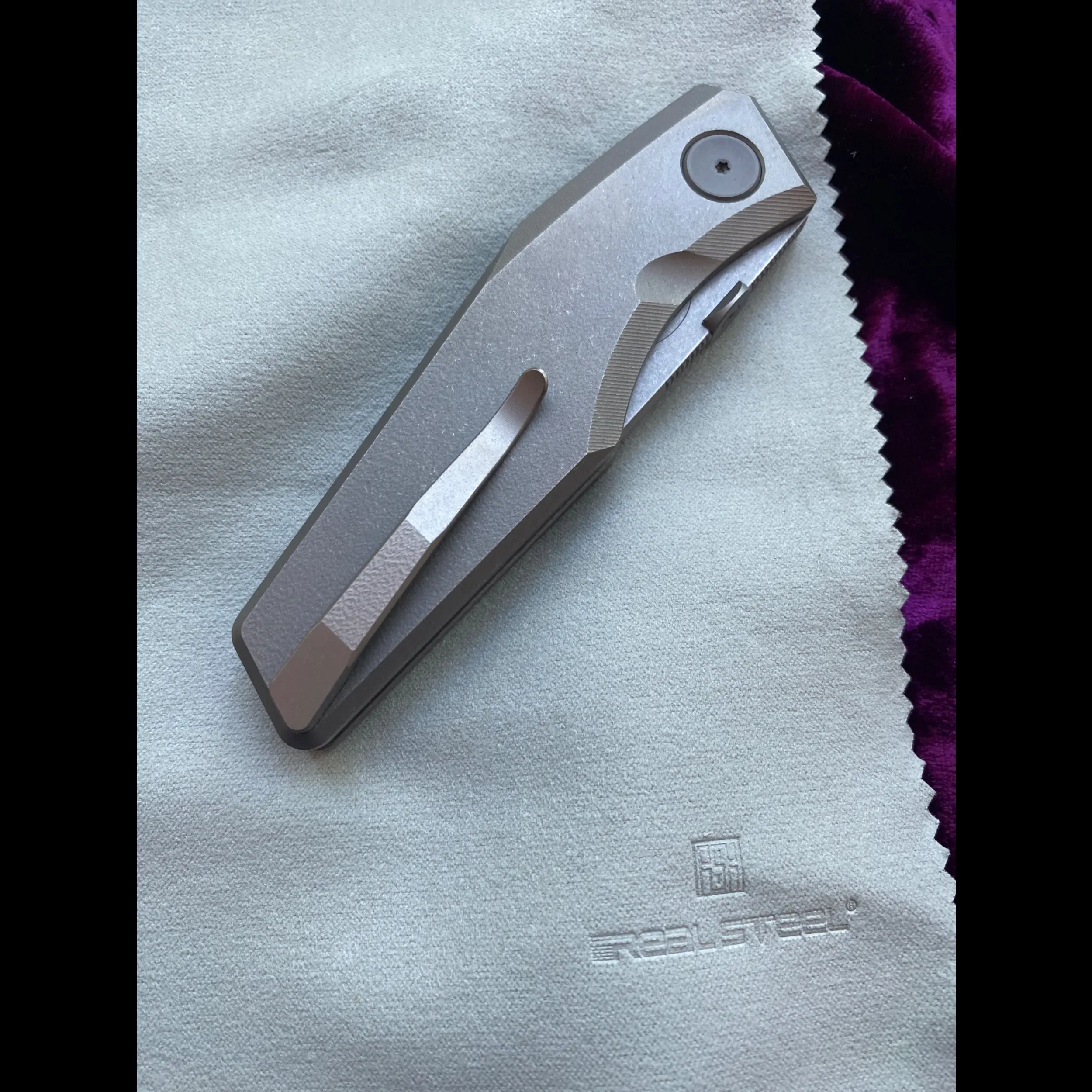 Bladebinge - REAL STEEL SPECTRUM PREMIUM FOLDING KNIFE GRAY